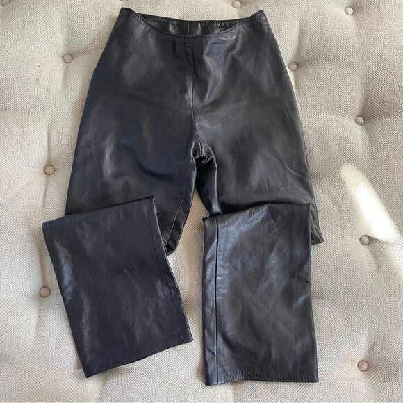Danier Black Leather Straight Leg Ankle Crop Pants Lined Side Zip 26 XS 2 - Picture 1 of 11